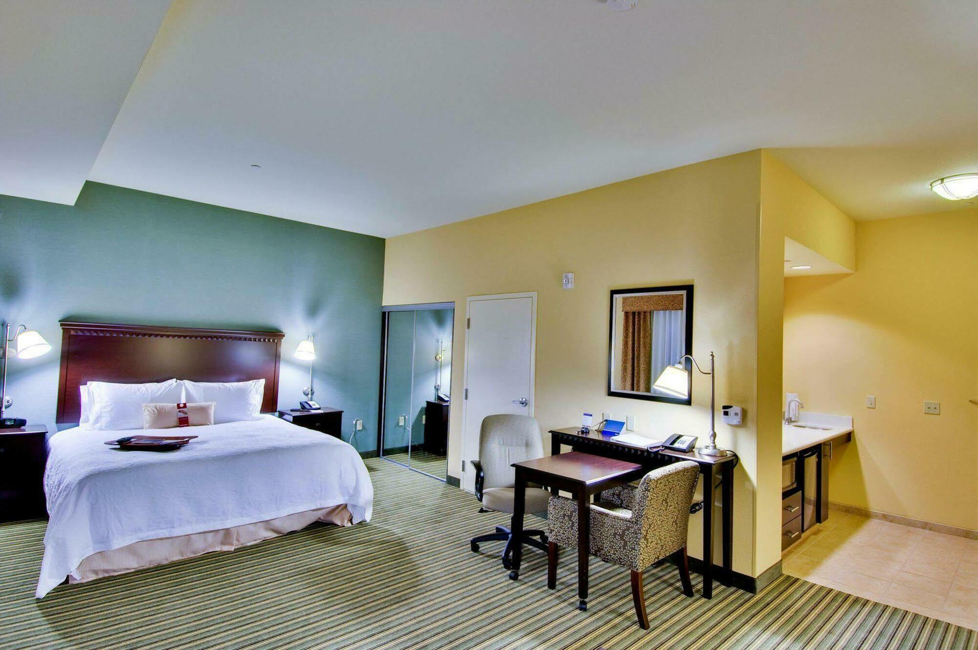 Hampton Inn & Suites Fort Belvoir Alexandria South Zimmer foto